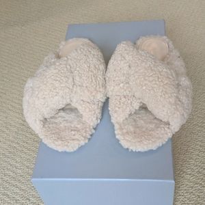 Balenciaga Drapy Faux Shearling Slide Sandal in Beige 37.5 7.5 Women's